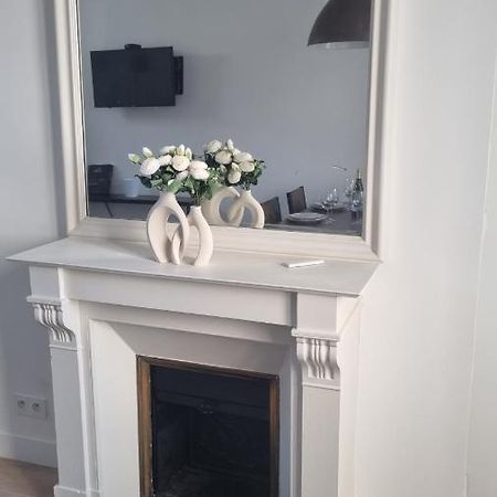 Appartement Luxueux Dans Maison Bourgeoise Parisienne Levallois-Perret Exterior foto