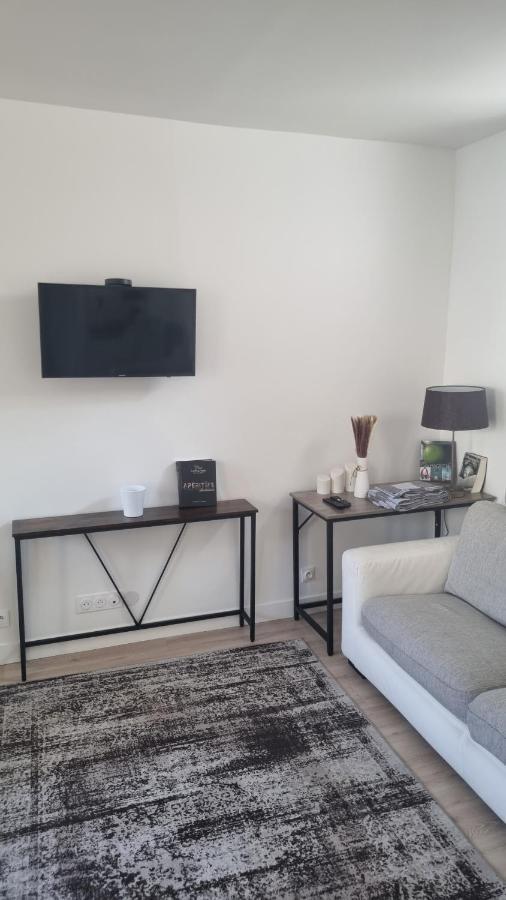 Appartement Luxueux Dans Maison Bourgeoise Parisienne Levallois-Perret Exterior foto
