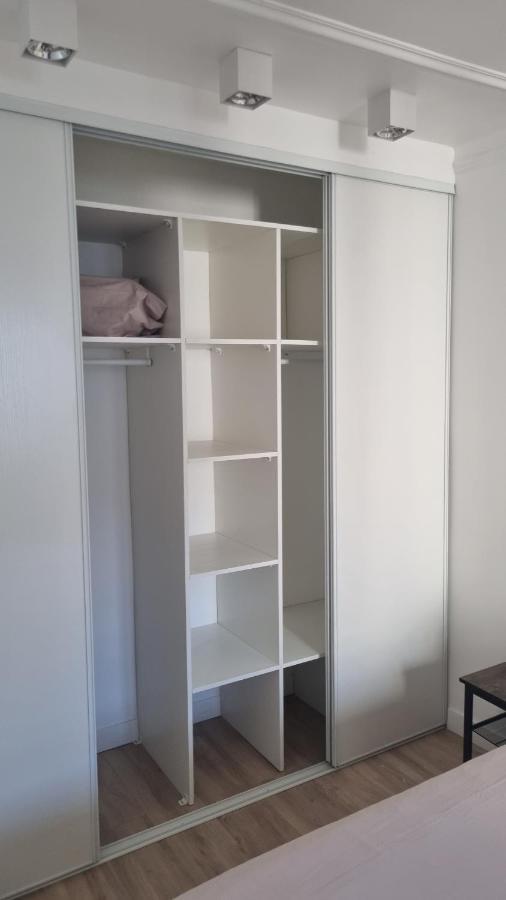 Appartement Luxueux Dans Maison Bourgeoise Parisienne Levallois-Perret Exterior foto