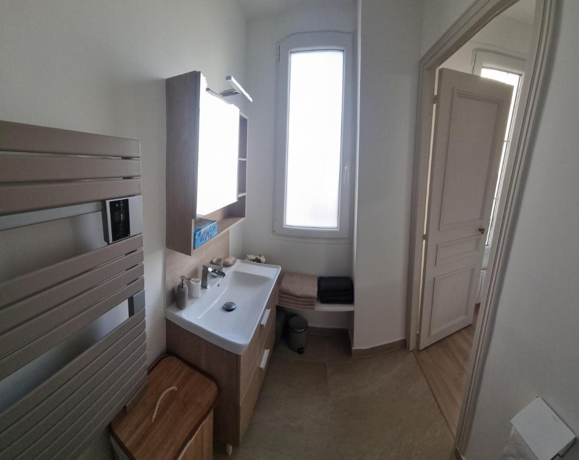 Appartement Luxueux Dans Maison Bourgeoise Parisienne Levallois-Perret Exterior foto
