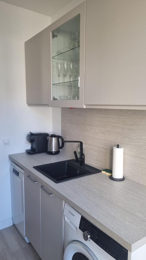 Appartement Luxueux Dans Maison Bourgeoise Parisienne Levallois-Perret Exterior foto